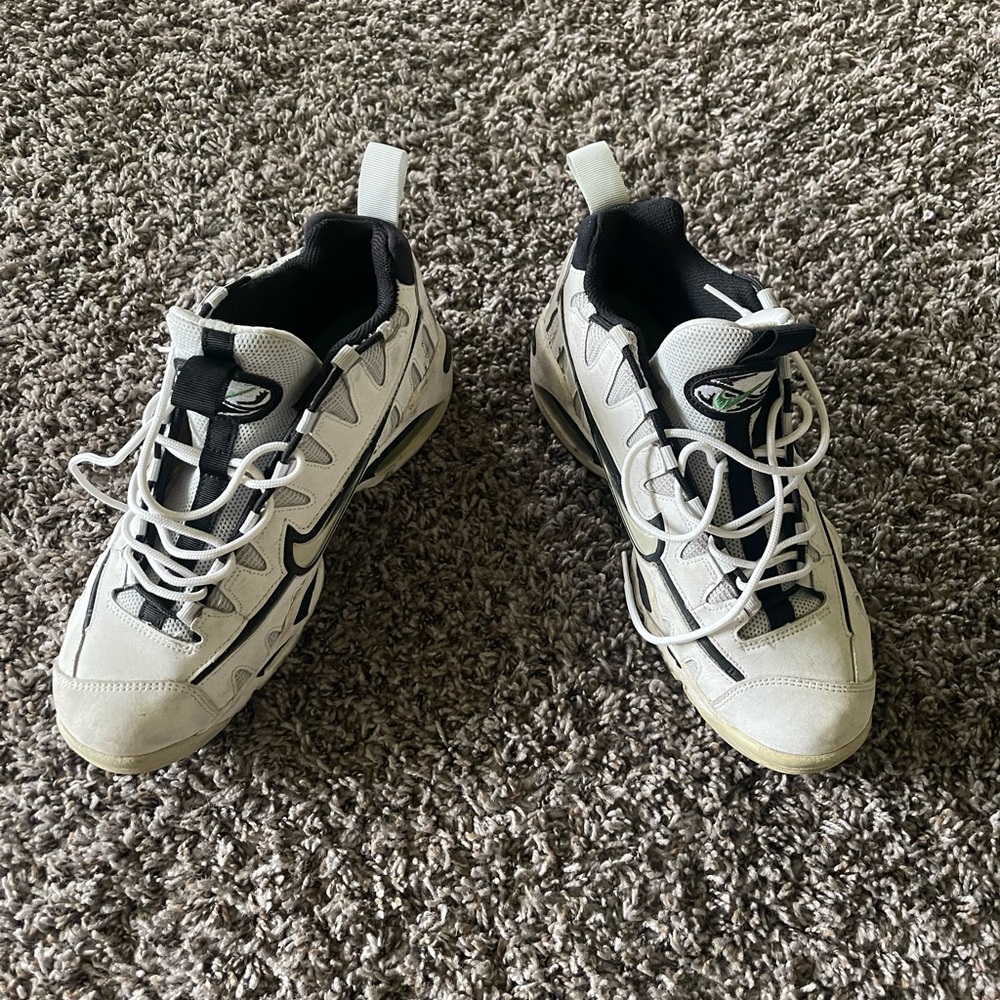 Nike shoes 8.5 men